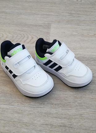 Нові кросівки білі adidas hoops mid 23 розмір