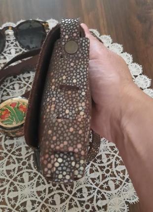 Оригинальная брендовая кожаная сумочка с лазерным напылением napsoe4 фото