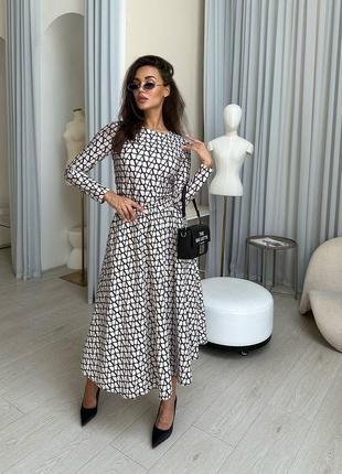 Костюм valentino