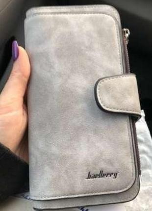 Сірий baellerry forever. жіночий стильний гаманець — клатч з екозамші.