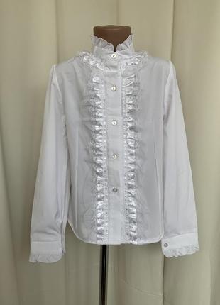 Блуза белая школьная софт с рюшами1 фото
