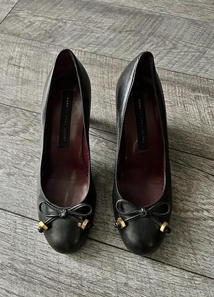 Балетки на каблуке туфли marc jacobs