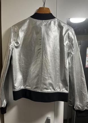 Куртка срібна (вітровка) фірми ovs4 фото
