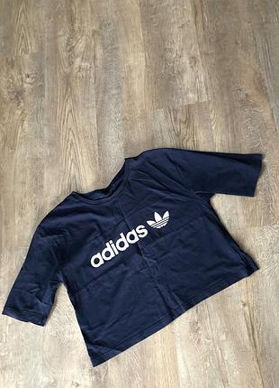 Футболка adidas