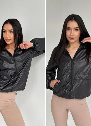 Вітрівка з капюшоном. разміри : 42-44, 46-48, 50-52, 54-56.кольори : чорний, красний, жовтий, мокко, фісташковий, фіолетовий, пудровий