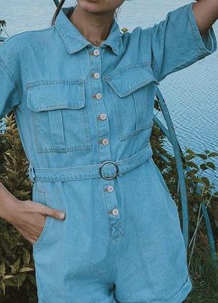 Джинсовий комбінезон з шортиками