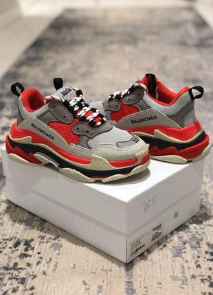 Balenciaga triple s стильные женские кроссовки из кожи /весна/лето/осень😍6 фото