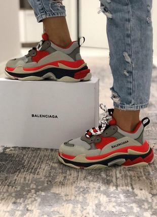 Balenciaga triple s стильные женские кроссовки из кожи /весна/лето/осень😍7 фото