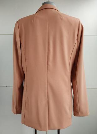 Стильный удлиненный пиджак h&m пудрового цвета4 фото
