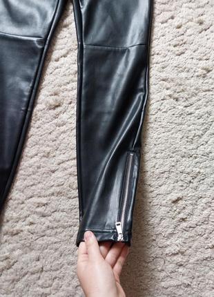 Кожаные брюки лосины с молниями2 фото