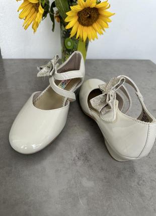 Туфли для девочки лаковые белые rachel shoes5 фото