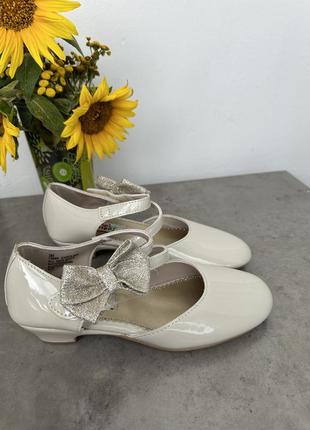 Туфли для девочки лаковые белые rachel shoes2 фото