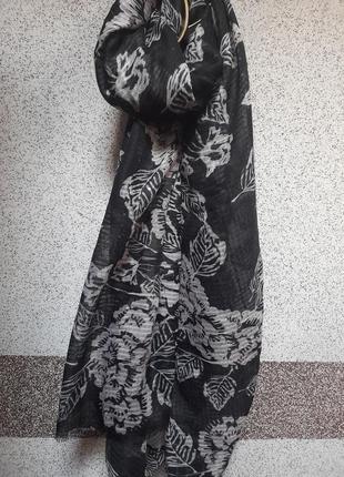 Шарф-палантин