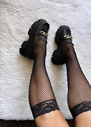 Шкіряні чорні туфельки лофери з ланцюжком2 фото