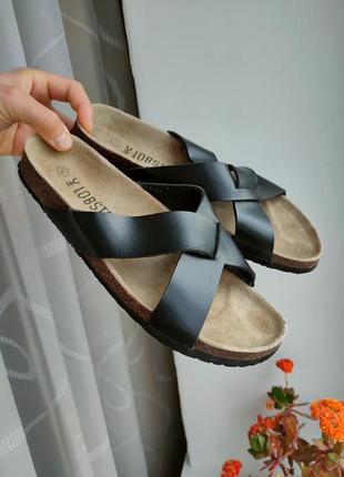 Кожаные тапки lobster мужские кожаные тапочки шлепанцы тапочки босоножки 42 - 43 birkenstock8 фото