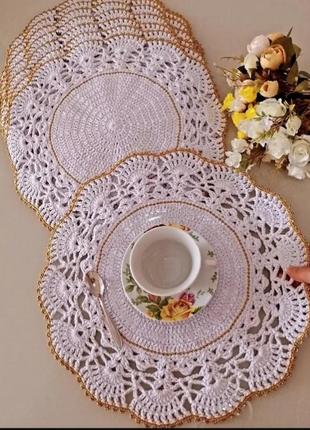 Подаритные салфетки подставки под тарелки