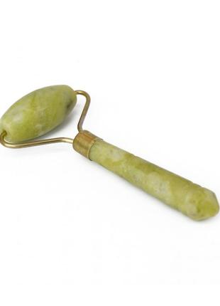 Масажер нефритовий середній гладкий