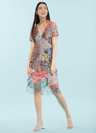 Цветочное платье с пиксельным принтом длины миди desigual1 фото