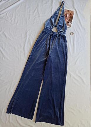 Шикарный бархатный комбинезон холтер с открытой спиной