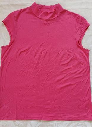 Жіноча футболка