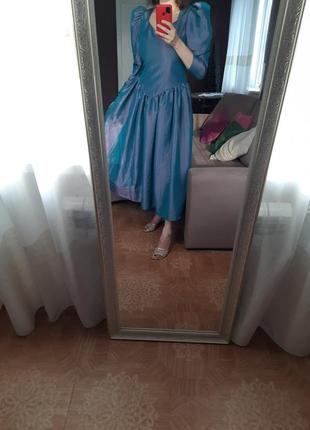 Роскошное винтажное платье из тафты с невероятными рукавами10 фото