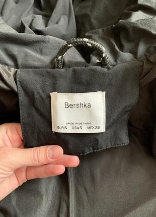 Демисезонная куртка bershka5 фото