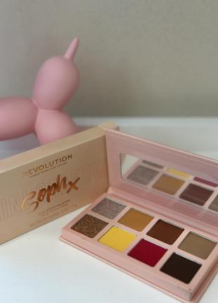 Makeup revolution x soph mini spice eyeshadow palette палетка тіней для повік