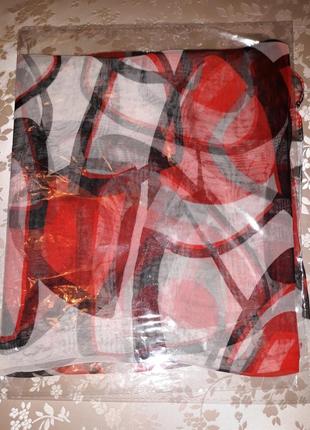 Шовковий шарф з абстрактним малюнком - модний аксесуар для неповторного образу8 фото