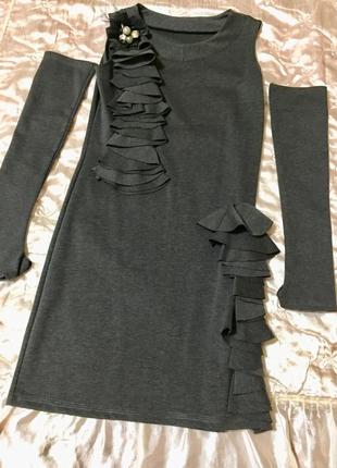 Стретчевое оригинальное платье со съемными рукавами4 фото