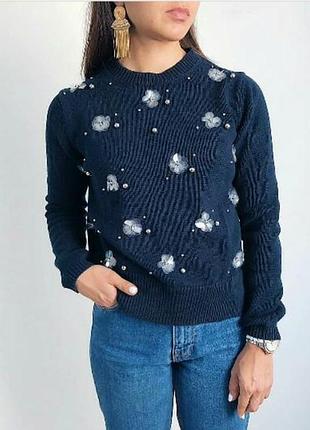 Zara джемпер в квітни з аплікацією