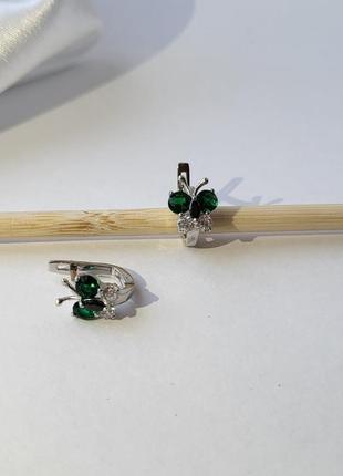 Серебряные серёжки серьги бабочки в зеленых камнях серебро 925 пробы родированное 5815ор 2.70г3 фото