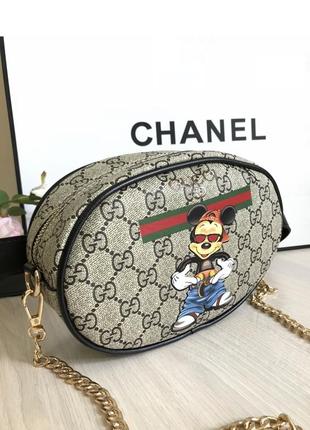 Сумочка кроссбоди. на пояс