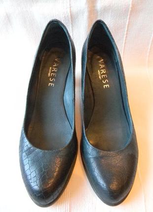 Шкіряні туфлі varese р. 38--25,3 см