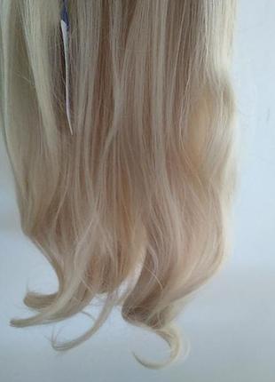 Новый парик блонд блонд в упаковке с биркой искусственная синтетическая канекалон красивая