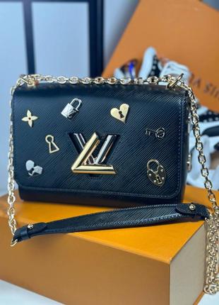 Сумка женская кожаная маленькая черная на цепочке брендовая в стиле louis vuitton2 фото