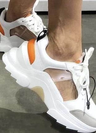Zara 37  в наличии женские белые кроссовки с оранжевыми вставками размер 37 оригинал в наличии zara кроссы
