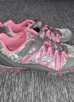 Кроссовки разовые с блестками sketchers 36-375 фото