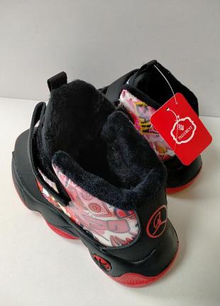 Ботинки -кросівки,теплі,підліткові, чорні з візерунком, на липучці.в-4292. розміри:32;34;3...