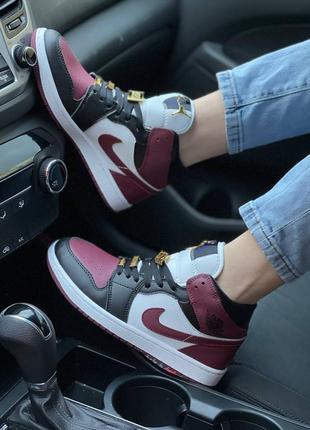 Кросівки nike air jordan 1 mid se black dark beetroot5 фото