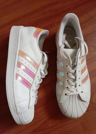 Кроссовки adidas рр 35