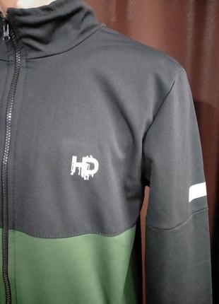 Спортивная кофта мужская, черная с зеленым, тонкий флис.в-4276.
размеры:m;l;2xl.цена-630грн7 фото