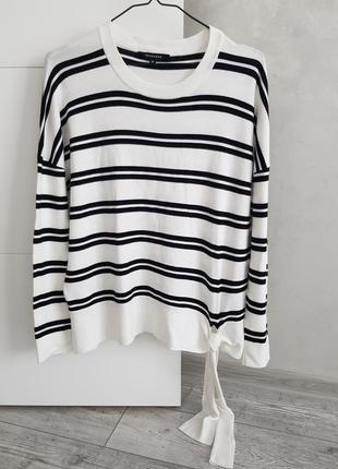 Стильний  светр