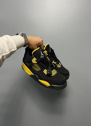 Кросівки nike air Pine jordan 4 retro 'thunder'2 фото