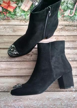 Черевики жіночі 37р