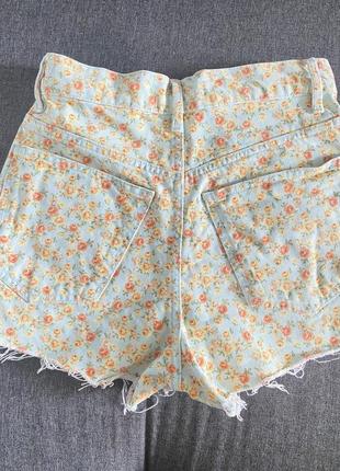 Шорты zara джинсовые в цветочный (цветочный) принт4 фото