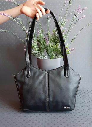Кожаная красивая черная сумка фирмы otto kern1 фото