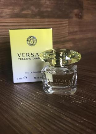 Туалетна вода versace yellow diamond1 фото