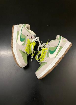 Стильные женские кроссовки найк