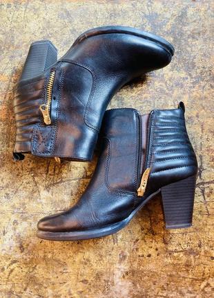 Ботінки шкіра