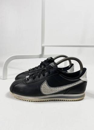 Оригінальні брендові жіночі кросівки nike cortez 37 розмір3 фото